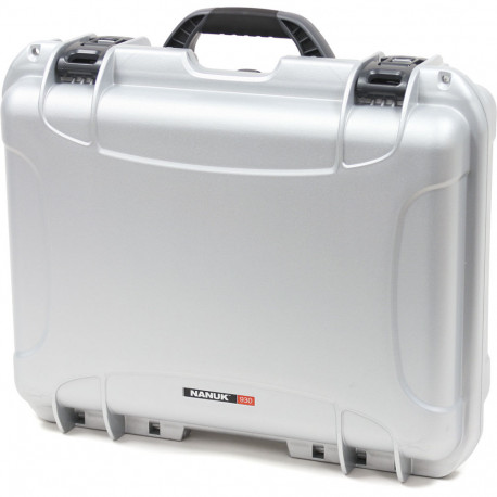 NANUK 930 Silver foam